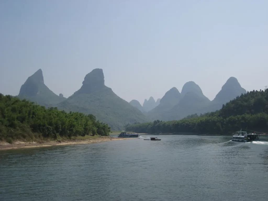 Jaki klimat panuje w Chinach? Odkryj zaskakujące różnice regionalne